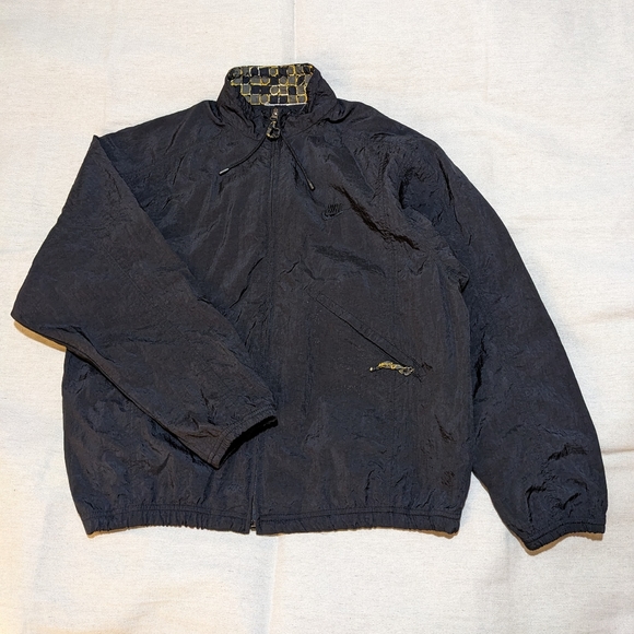 Vintage Nike Nylon Jacket women's L - Picture 2 of 12